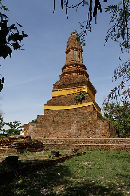 Wat Chedi Klang Thung-005
